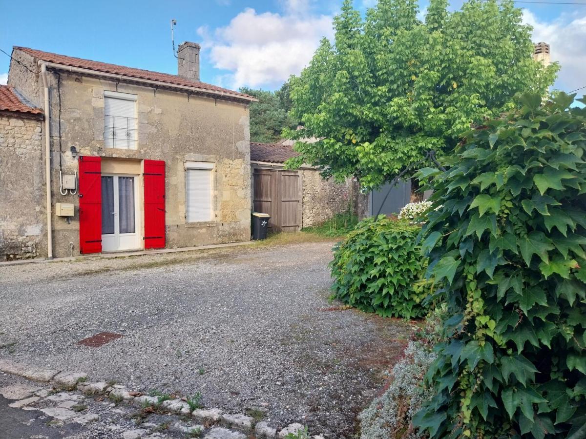 Gite Chez Lea Saint-Seurin-de-Cadourne Extérieur photo